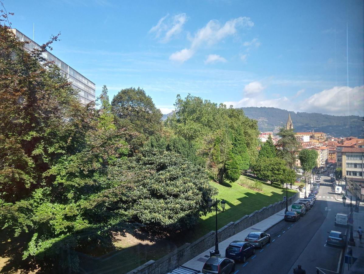 Surf And Art Apartment Parking Gratuito Oviedo Luaran gambar